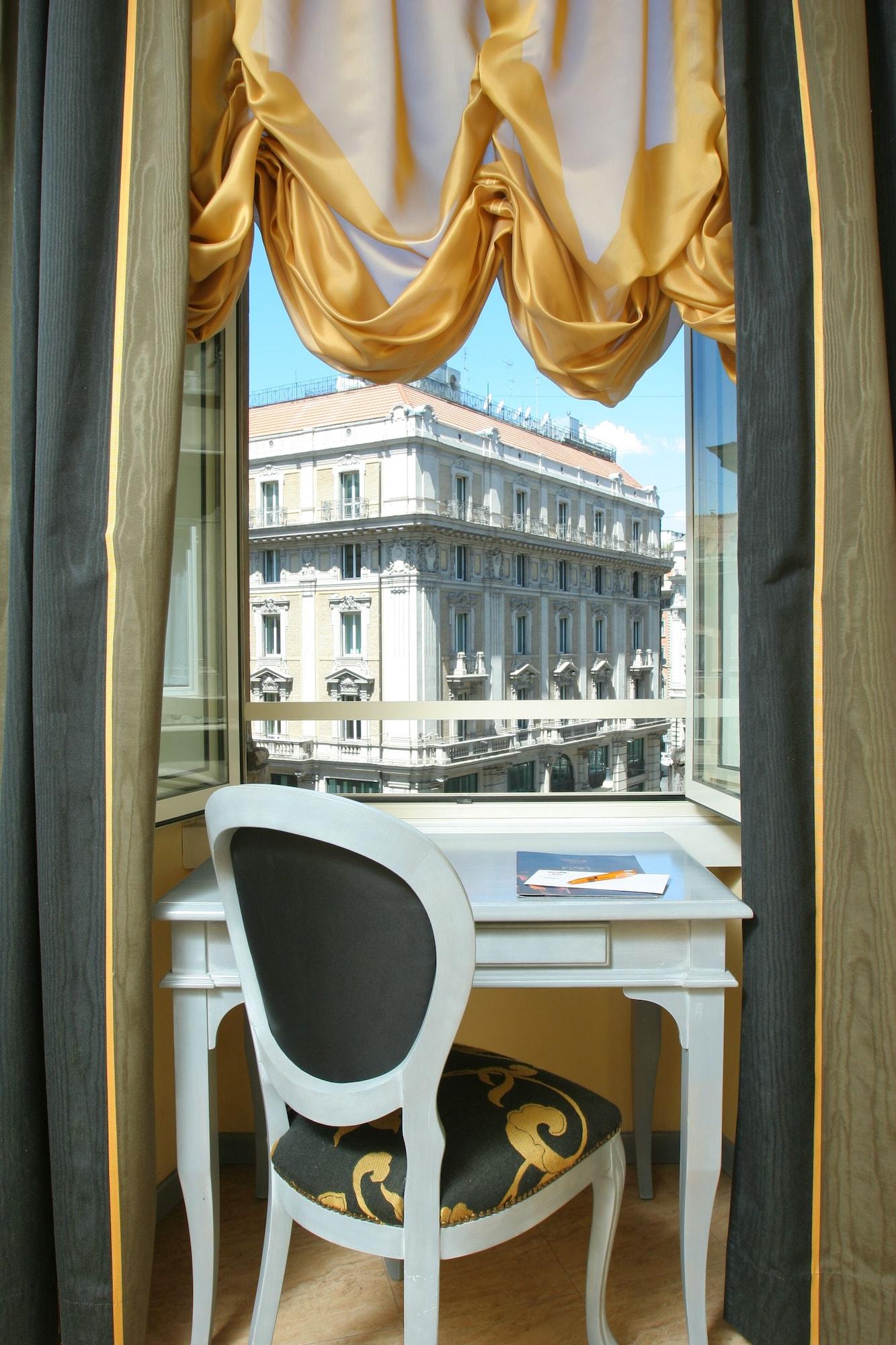 Fellini Rome