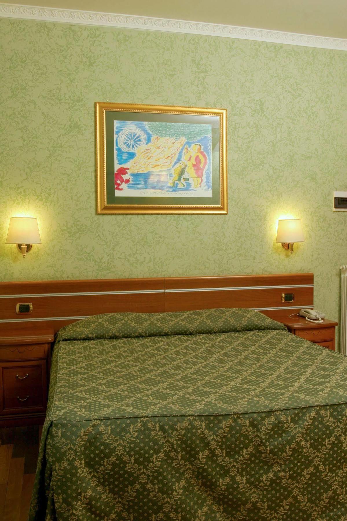 Fellini Hotel Roma