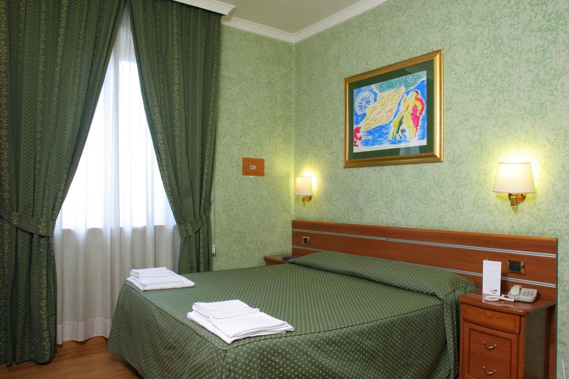 Hotel Fellini